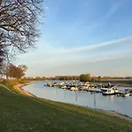 In Seenähe - Modernes Im De Veerstal - Familienfreundlich!