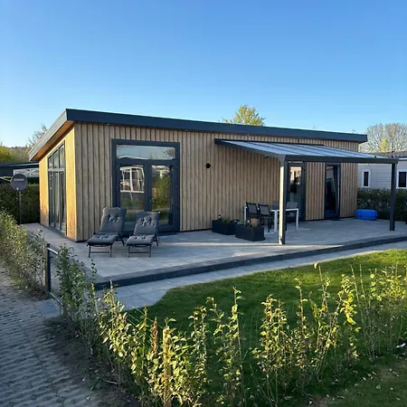 Apartment In Seenaehe - Modernes Im De Veerstal - Familienfreundlich! *